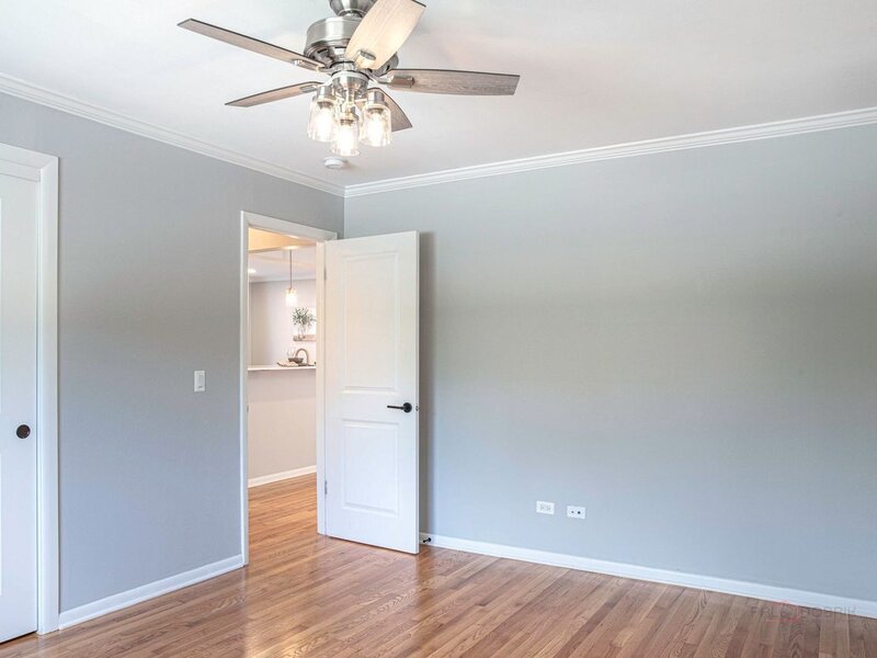 1121 Waukegan Road Deerfield IL 60015