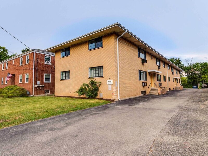 1121 Waukegan Road Deerfield IL 60015