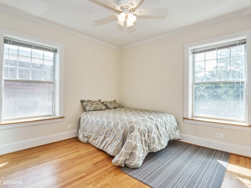 545 Hinman Avenue Evanston IL 60202