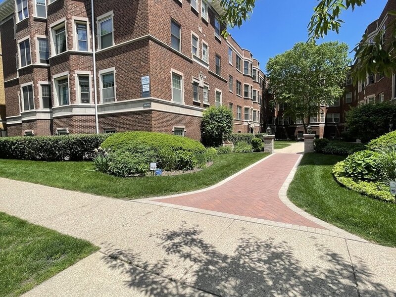 545 Hinman Avenue Evanston IL 60202