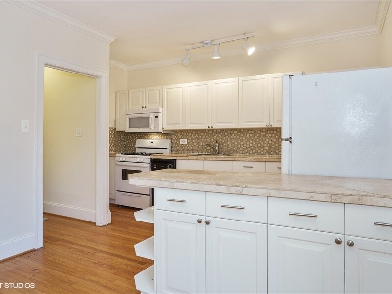 545 Hinman Avenue Evanston IL 60202