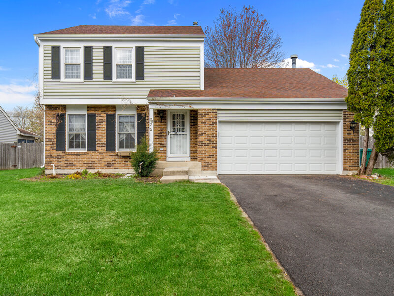 232 Saratoga Court Gurnee IL 60031