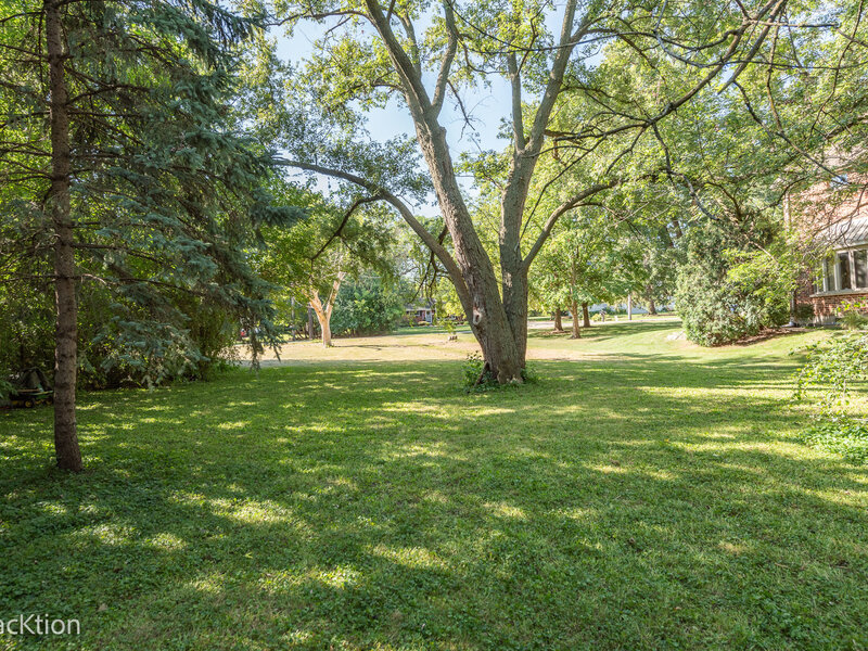 650 E Van Buren Street Villa Park IL 60181