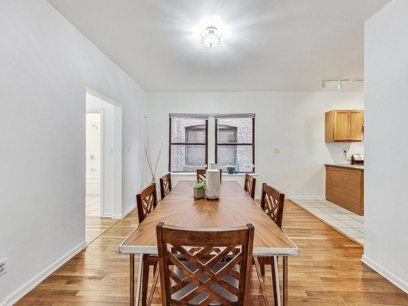 6209 S Dorchester Avenue Chicago IL 60637