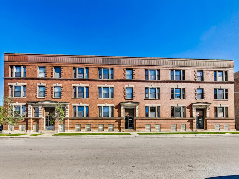 6209 S Dorchester Avenue Chicago IL 60637