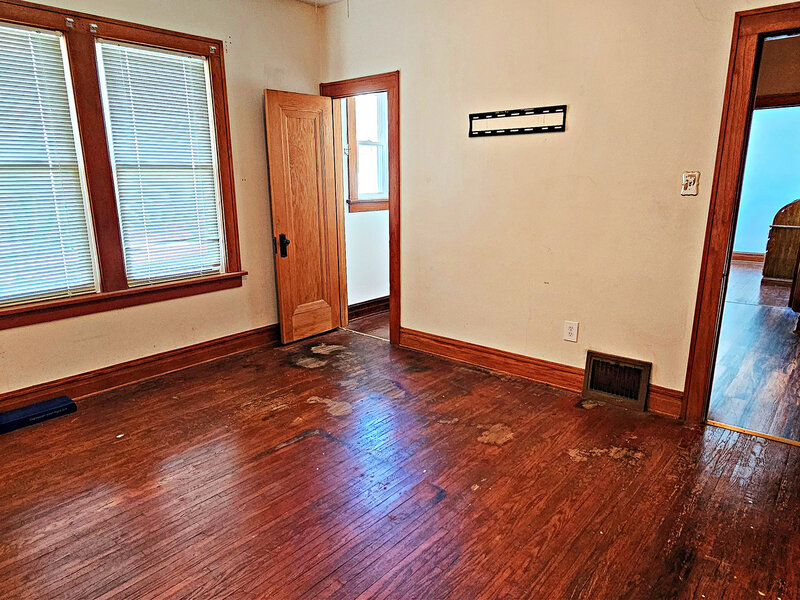 511 S Bloomington Street Streator IL 61364