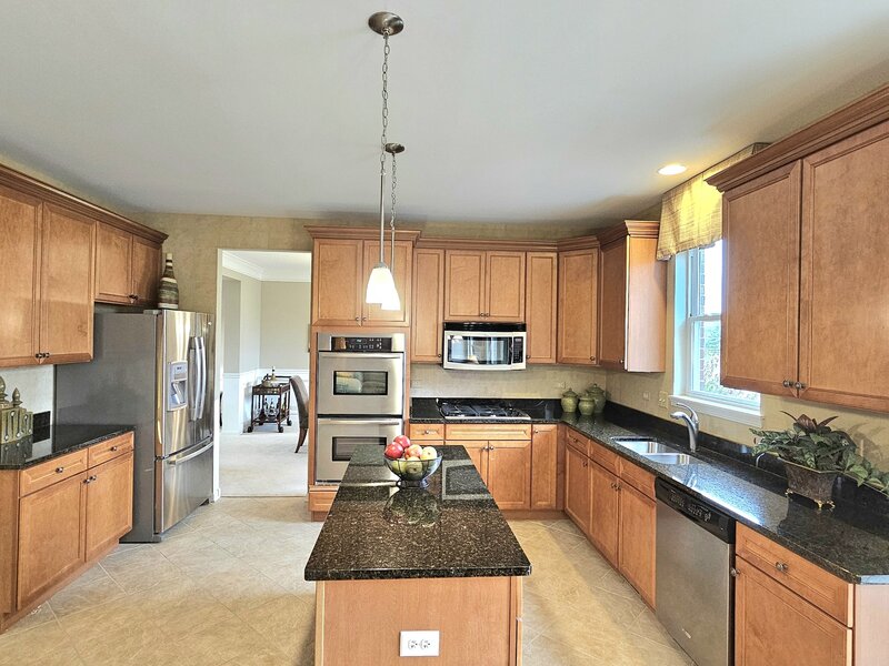 20149 Preston Lane Lynwood IL 60411