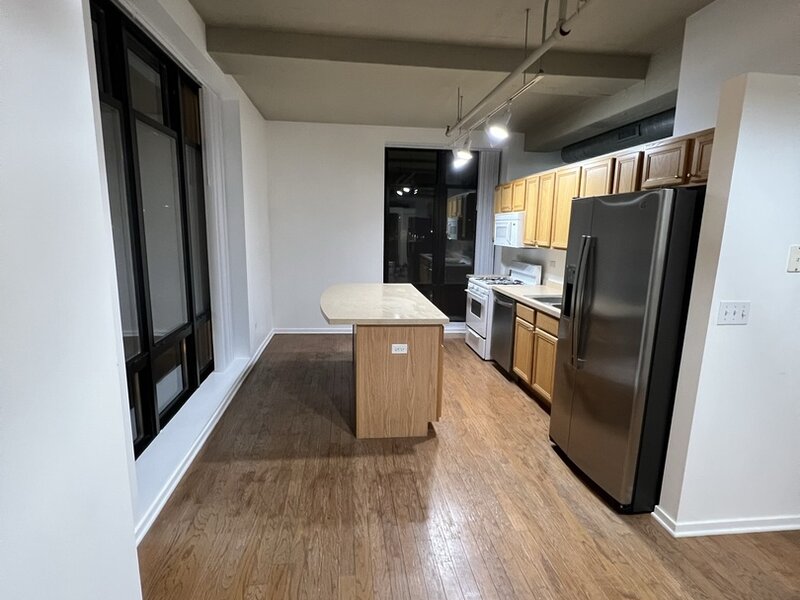 1525 S Sangamon Street Chicago IL 60608