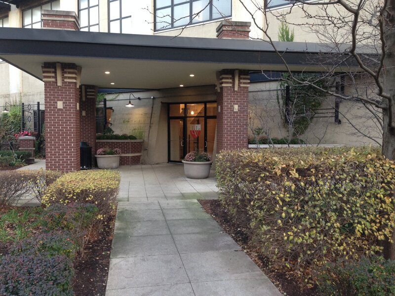 1525 S Sangamon Street Chicago IL 60608