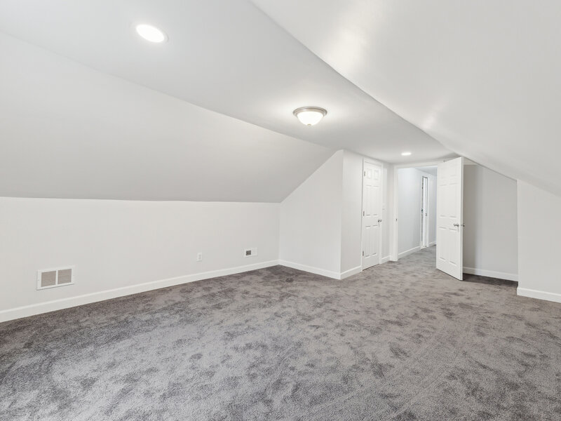 8423 S Colfax Avenue Chicago IL 60617