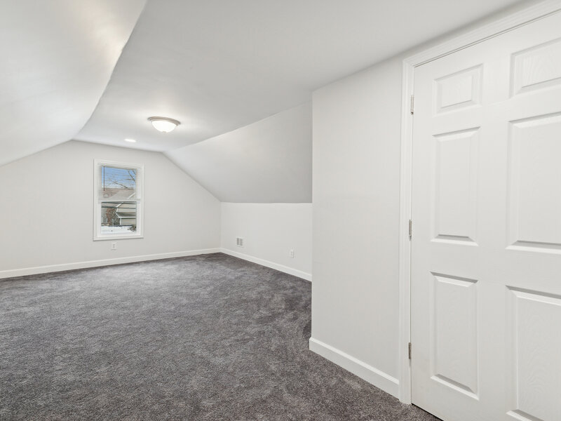 8423 S Colfax Avenue Chicago IL 60617