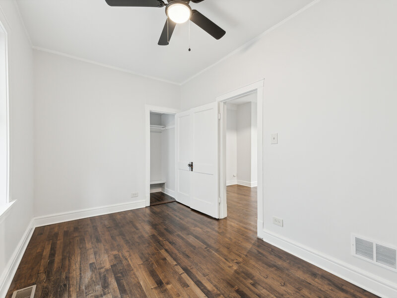 8423 S Colfax Avenue Chicago IL 60617