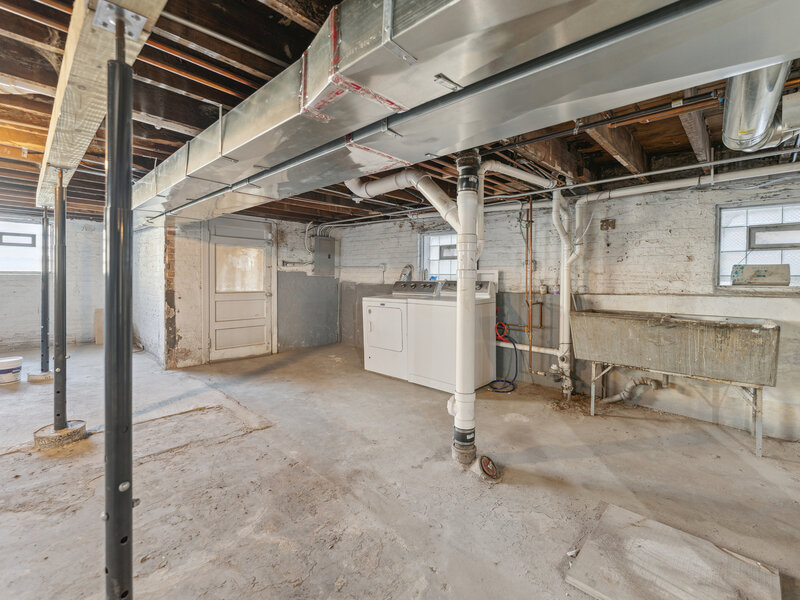 8423 S Colfax Avenue Chicago IL 60617