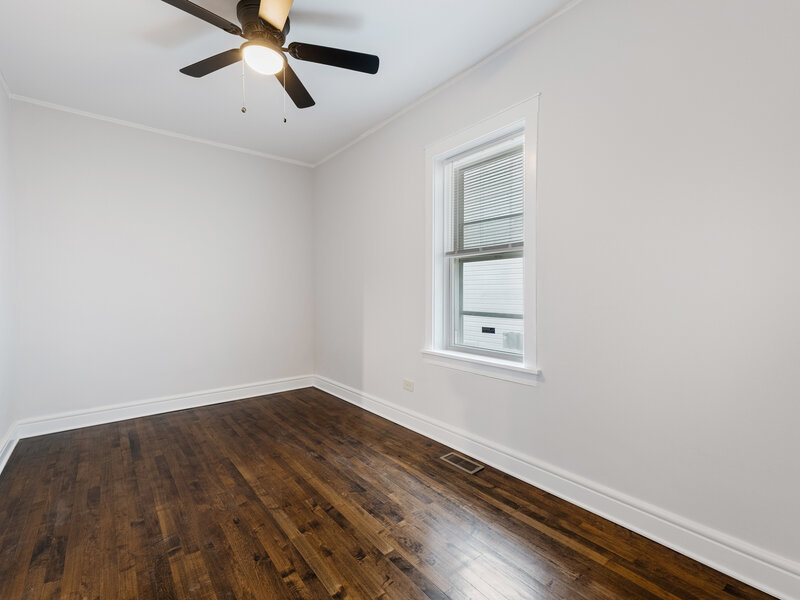 8423 S Colfax Avenue Chicago IL 60617