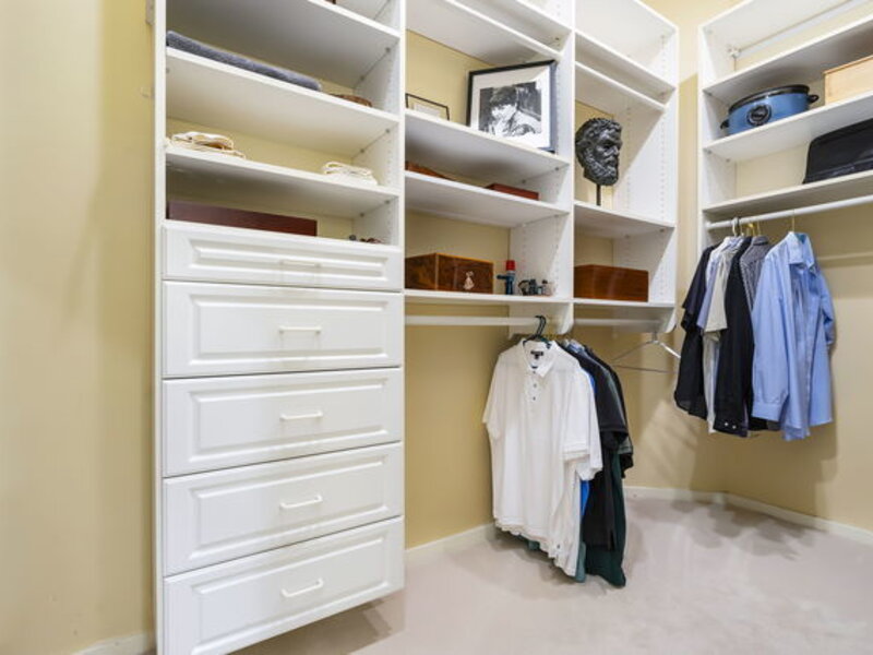 45 E Cedar Street Chicago IL 60611