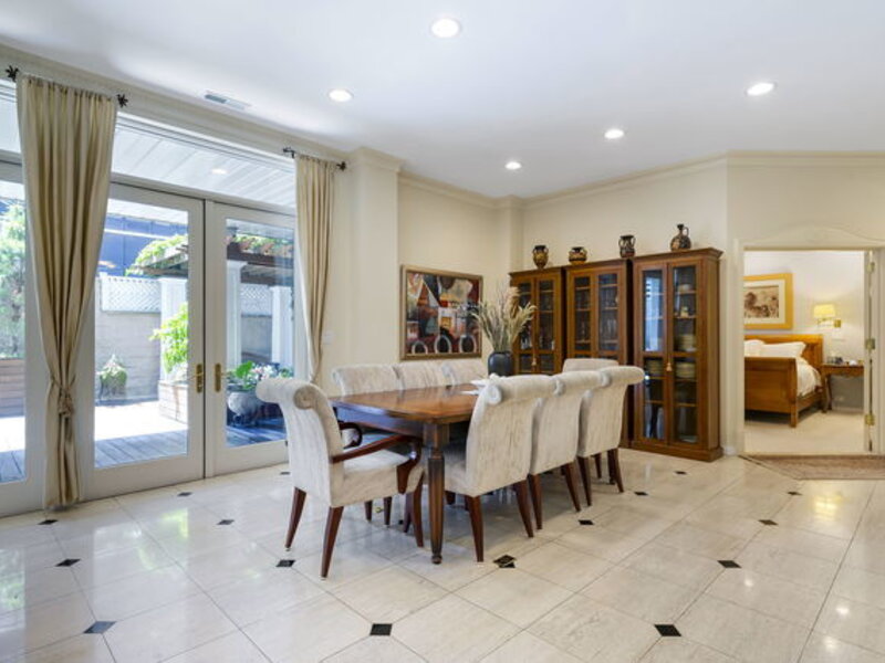 45 E Cedar Street Chicago IL 60611