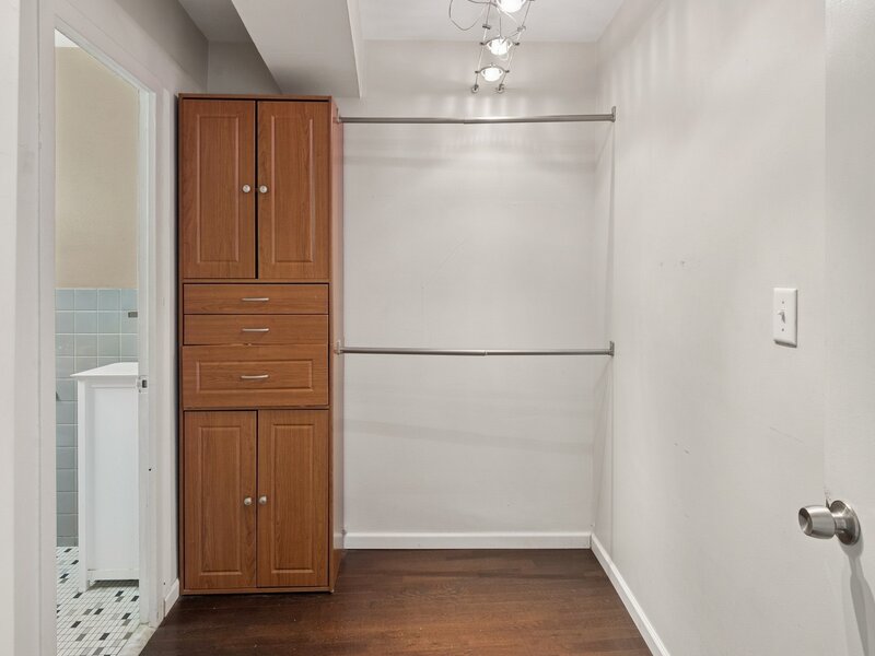 1150 N Lake Shore Drive Chicago IL 60611