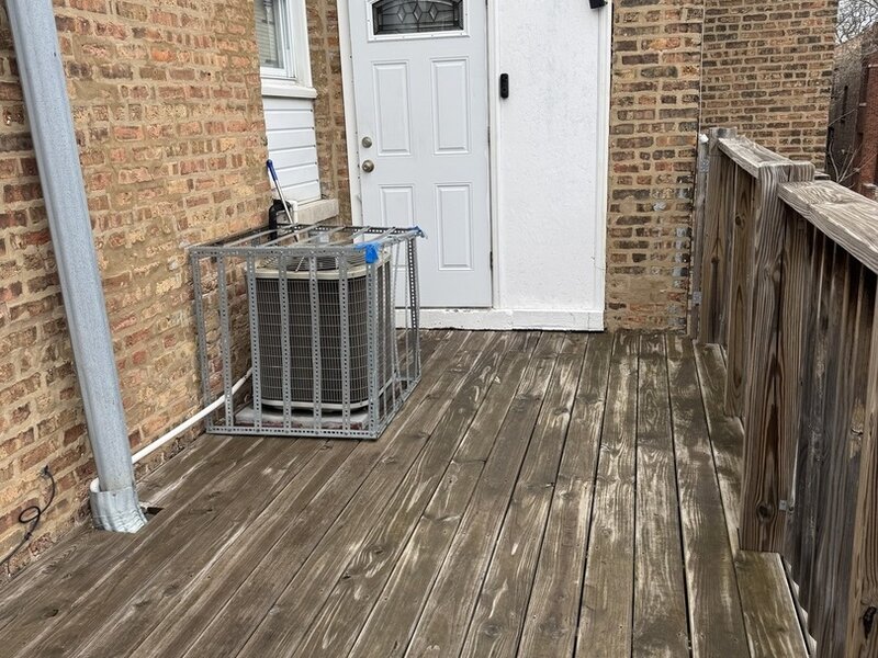 5301 W Le Moyne Street Chicago IL 60651