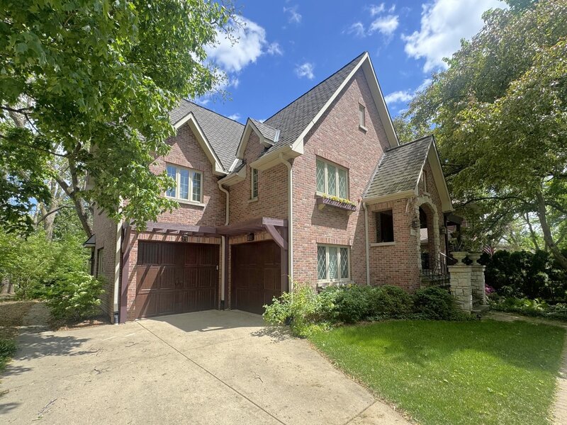 709 Prospect Avenue Barrington IL 60010