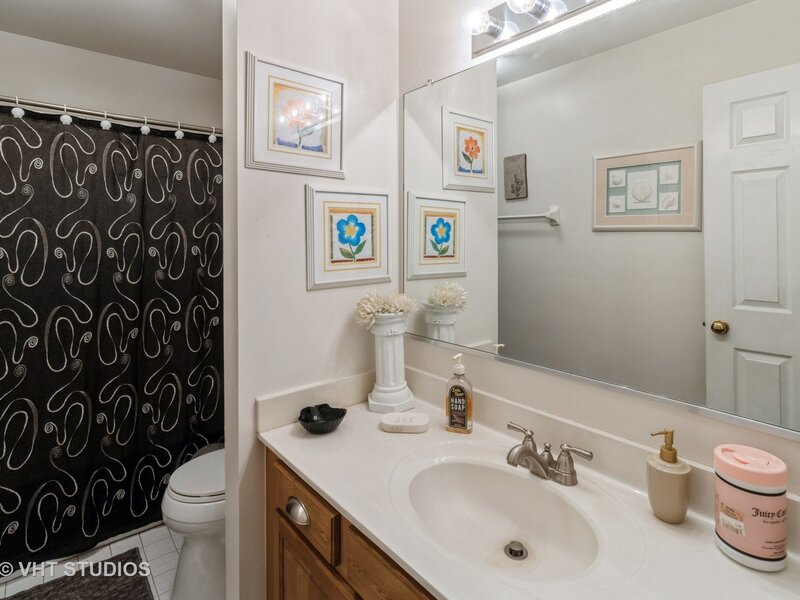 772 Red Oak Drive Bartlett IL 60103