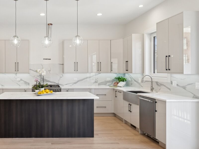 965 E 62nd Street Chicago IL 60637
