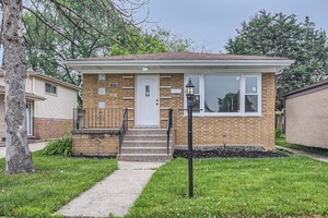 Photo of 15019 Evers Street Dolton IL 60419
