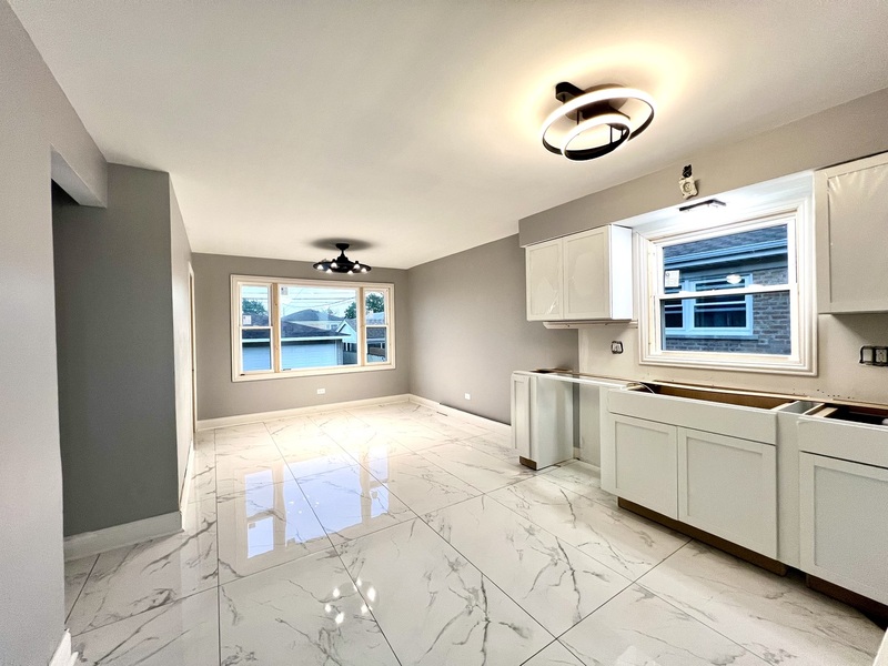 327 Marquette Avenue Calumet City IL 60409