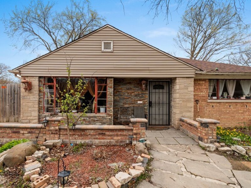 36 Monee Road Park Forest IL 60466