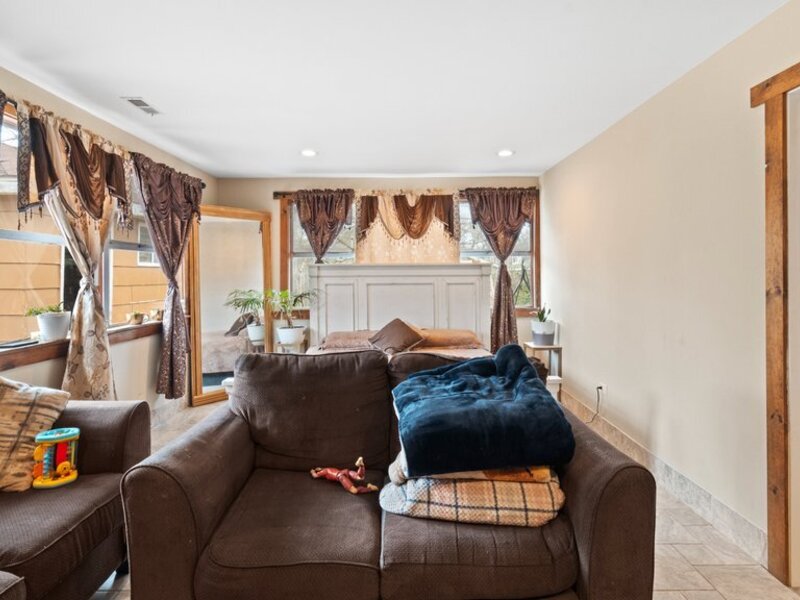 36 Monee Road Park Forest IL 60466