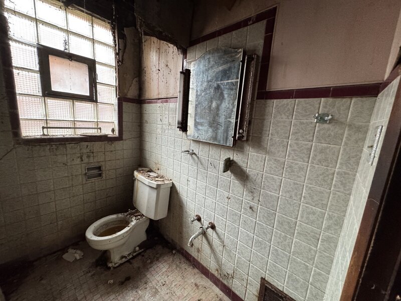 8371 S Baltimore Avenue Chicago IL 60617