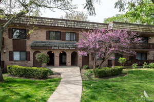 Photo of 7930 Woodglen Lane Downers Grove IL 60516 Unit 204