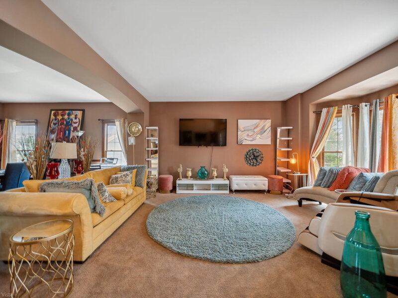 26200 W Chatham Drive Plainfield IL 60585