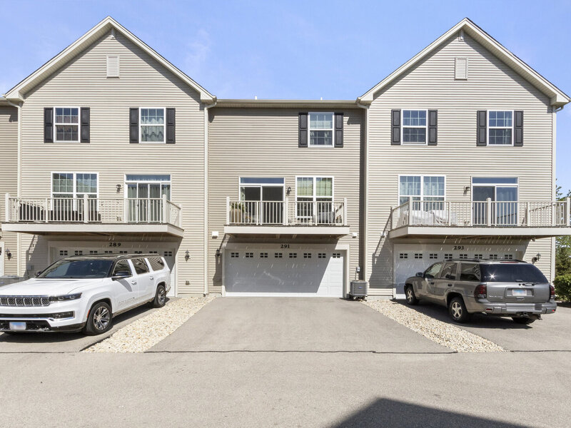 291 Lakeshore Drive Oswego IL 60543