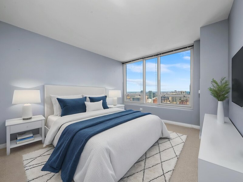 33 W Ontario Street Chicago IL 60654
