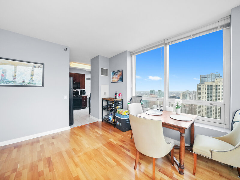 33 W Ontario Street Chicago IL 60654