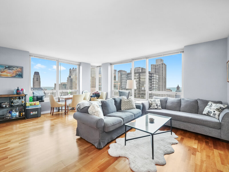 33 W Ontario Street Chicago IL 60654