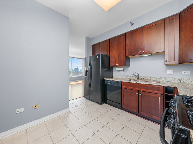 33 W Ontario Street Chicago IL 60654