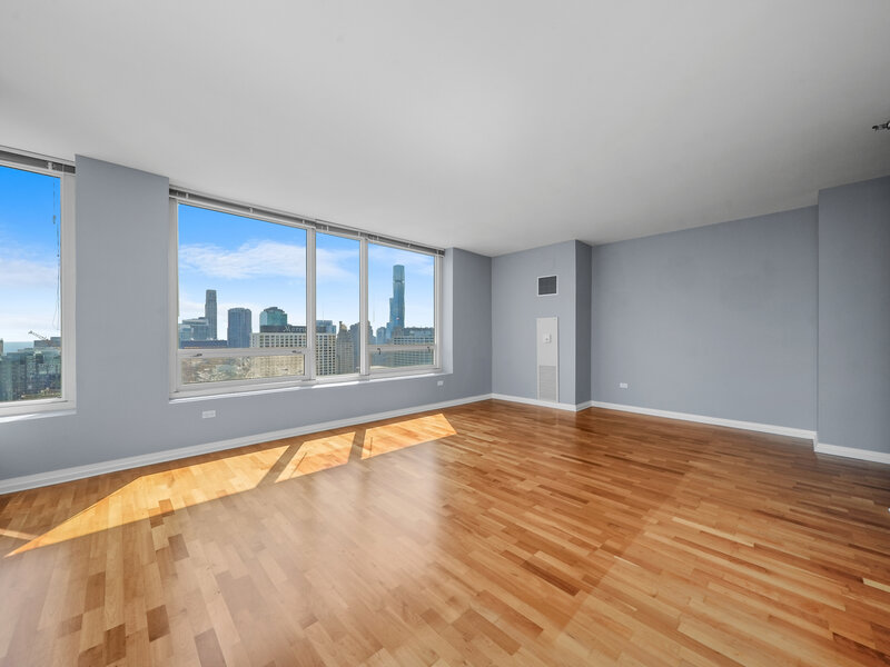 33 W Ontario Street Chicago IL 60654