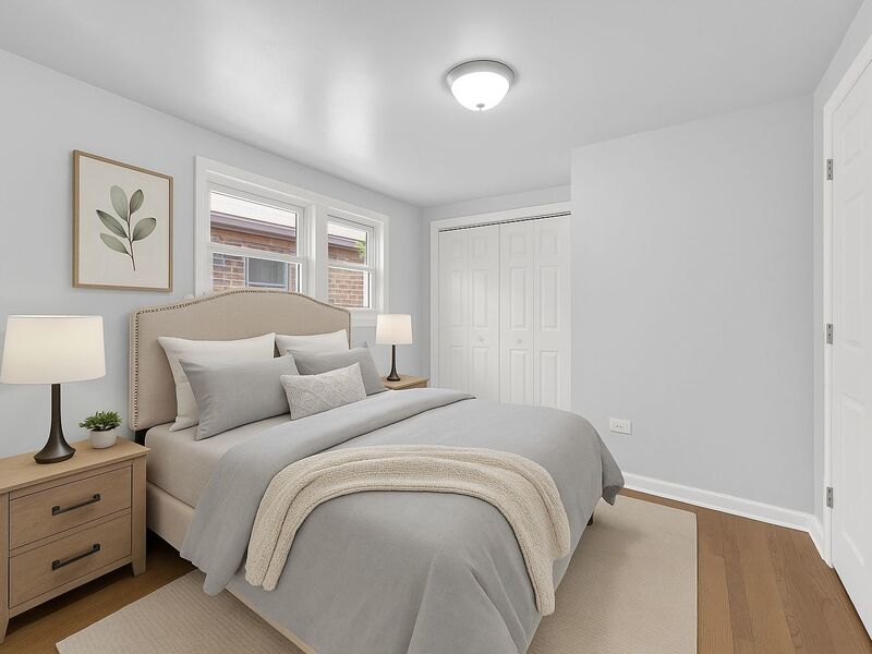 7327 S Hoyne Avenue Chicago IL 60636