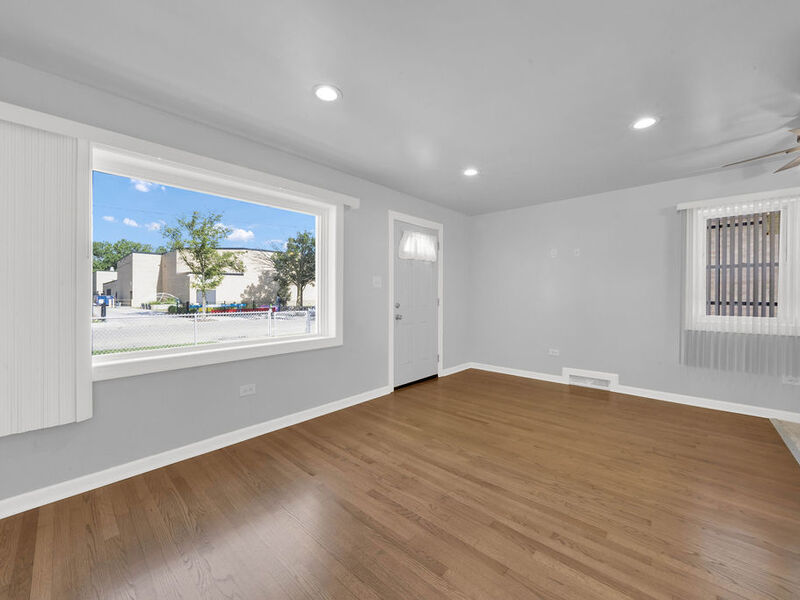 7327 S Hoyne Avenue Chicago IL 60636