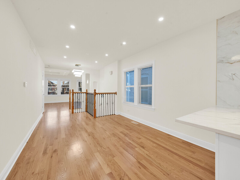 531 E 89th Place Chicago IL 60619