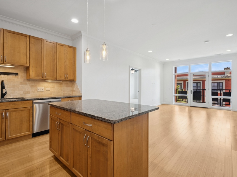 2326 W Giddings Street Chicago IL 60625