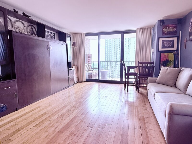 3660 N Lake Shore Drive Chicago IL 60613