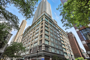 Photo of 100 E Huron Street Chicago IL 60611 Unit 2301