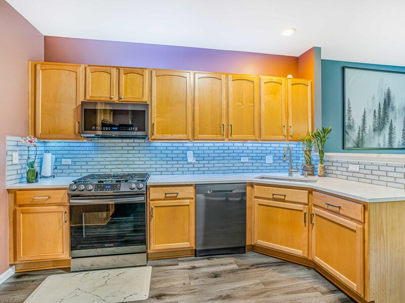 225 St Josephs Way Yorkville IL 60560