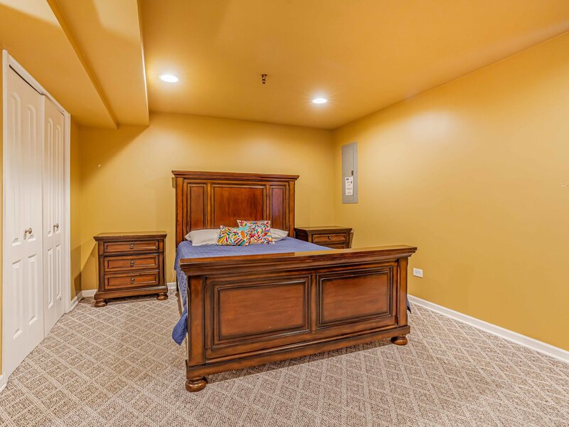 225 St Josephs Way Yorkville IL 60560
