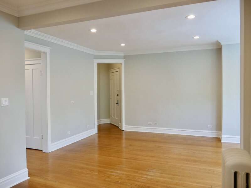 1961 W Winona Avenue Chicago IL 60640