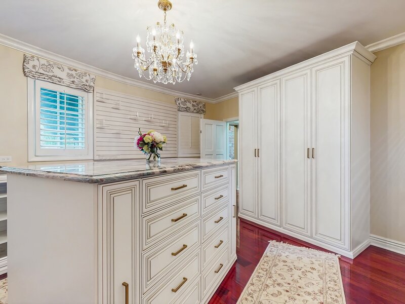 570 Hathaway Circle Lake Forest IL 60045