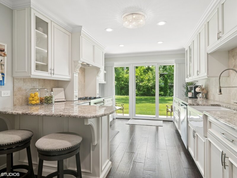 231 N Forest Court Addison IL 60101