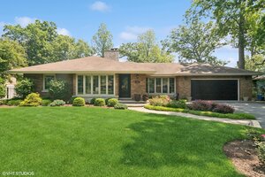 Photo of 231 N Forest Court Addison IL 60101